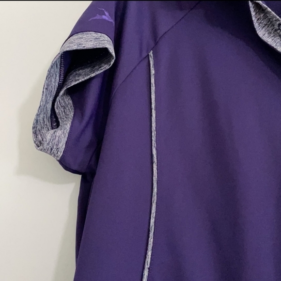 β³οΈ Adidas Golf Shirt ππ»ββοΈ - Picture 3 of 7